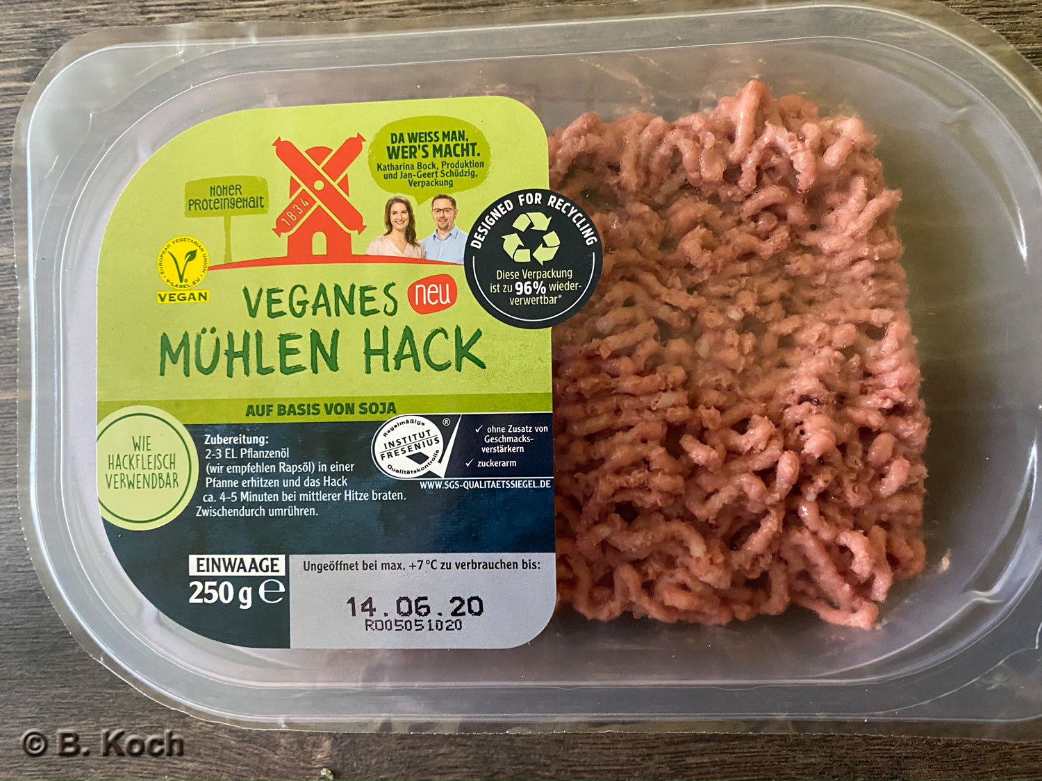 Produkttest: Gefüllte Paprikaschote mit veganem Hack | Brittas Kochbuch Produkttest: Gefüllte Paprikaschote mit veganem Hack | Brittas Kochbuch